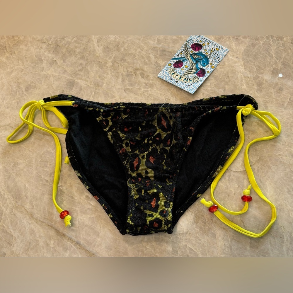 NWT Sinful By Affliction Solar Bikini Bottom Lace‎ over Leopard Yellow & Orange - Picture 6 of 8